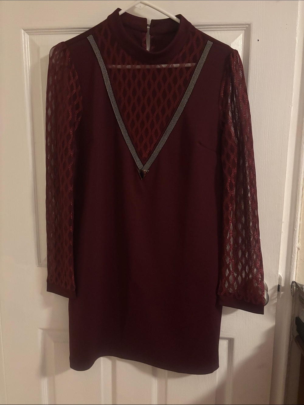 Women’s Maroon Mesh-Sleeve Shift Dress